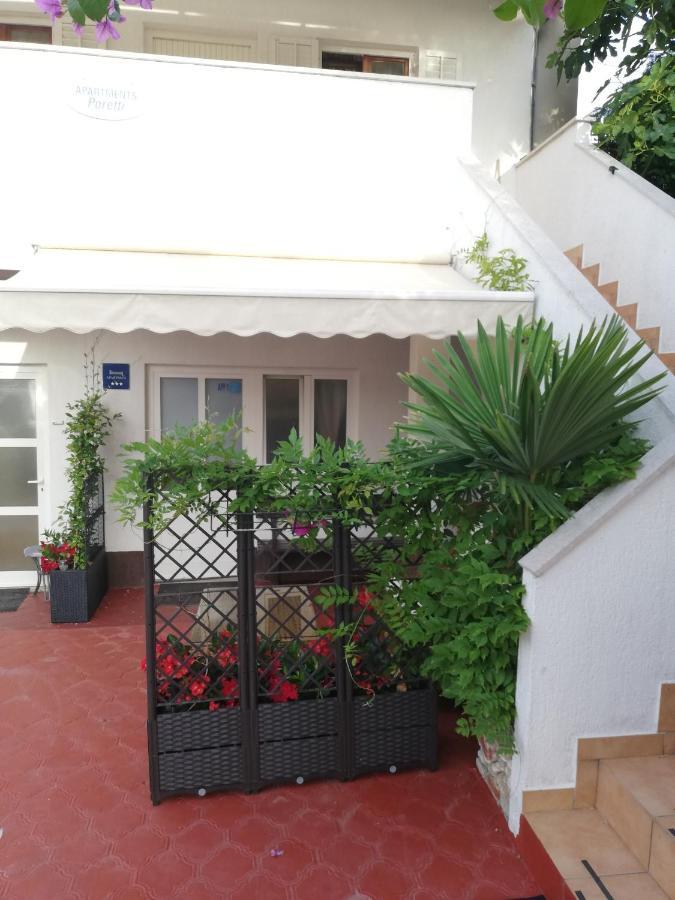 Apartments Poretti For 2,In Center Parking Free In The Yard,6 Min Beach Walk Rovinj Exterior photo