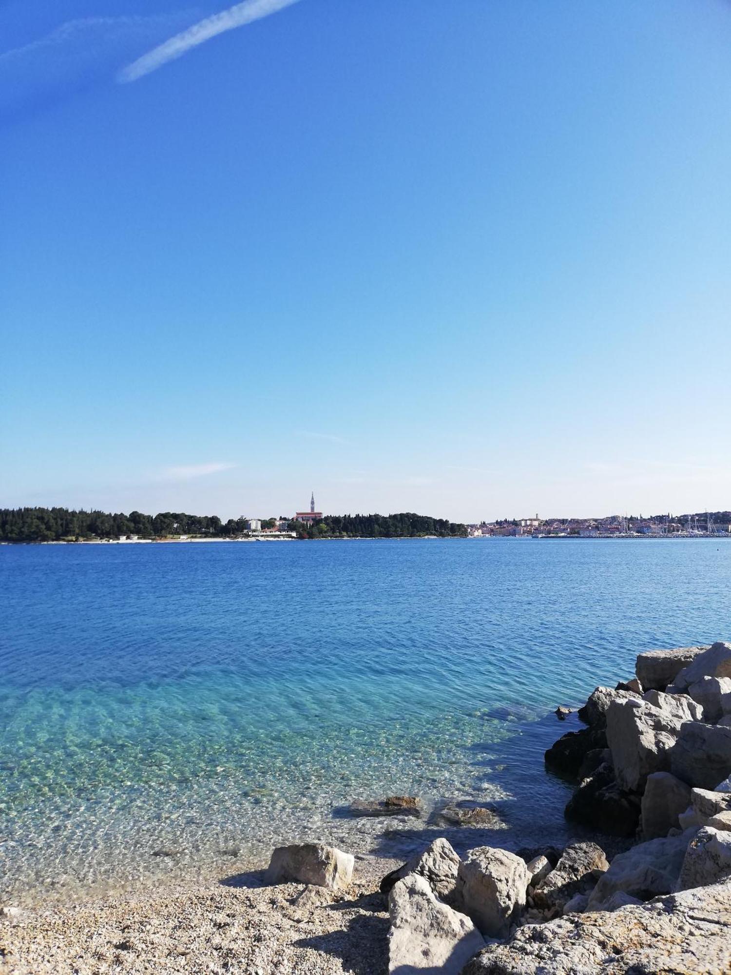 Apartments Poretti For 2,In Center Parking Free In The Yard,6 Min Beach Walk Rovinj Exterior photo