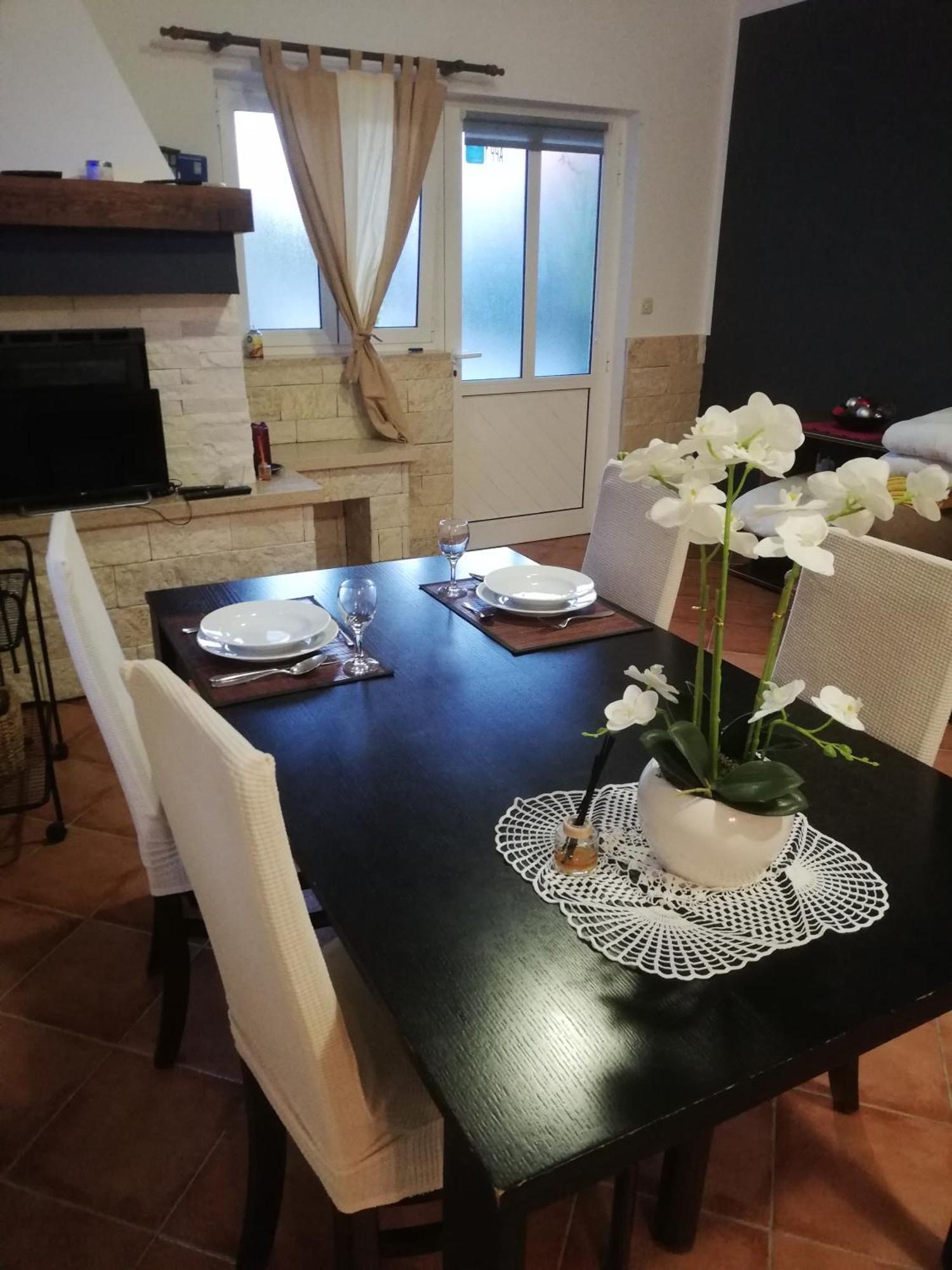 Apartments Poretti For 2,In Center Parking Free In The Yard,6 Min Beach Walk Rovinj Exterior photo